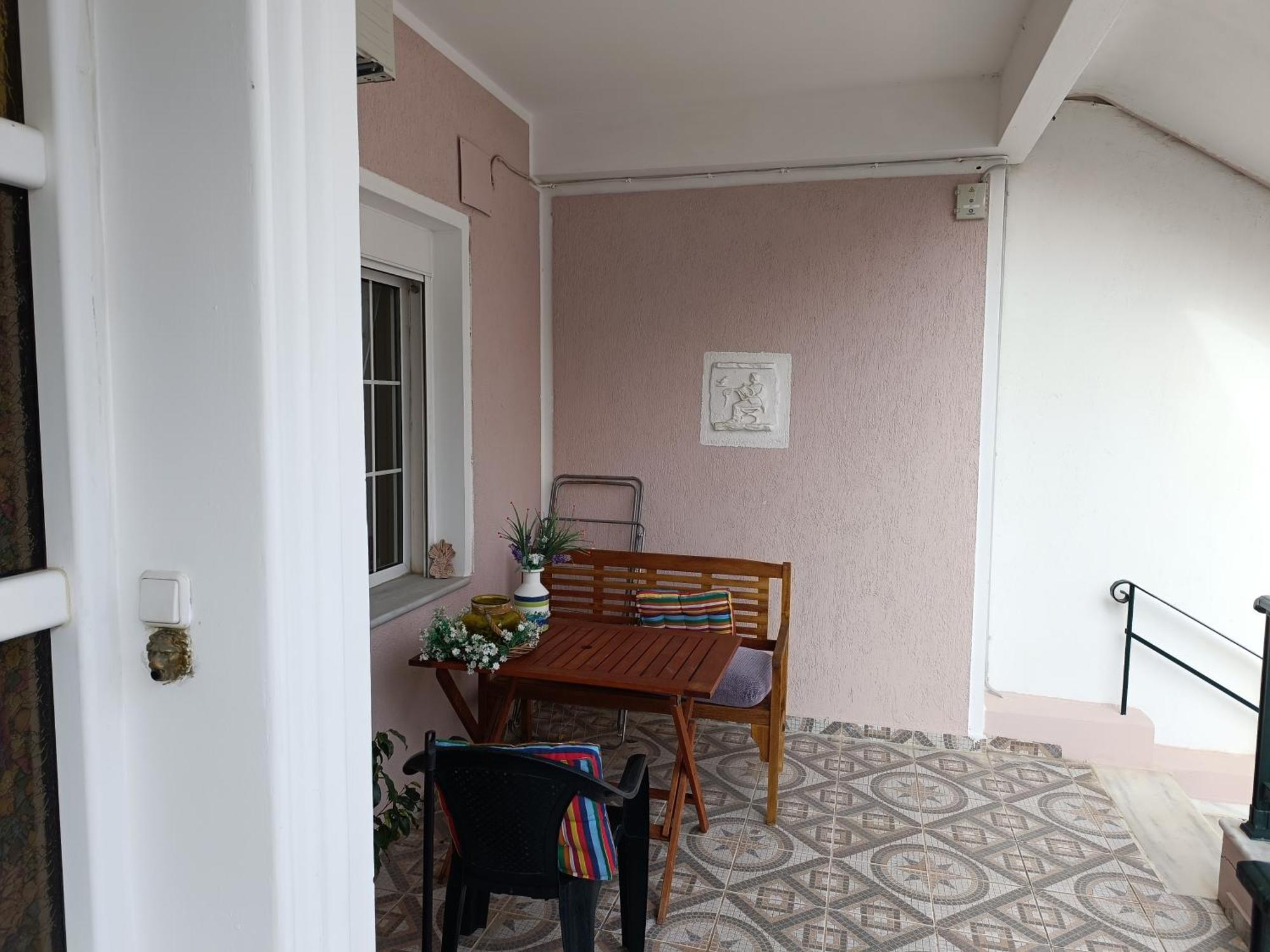 Corinth Spacious Apartment מראה חיצוני תמונה