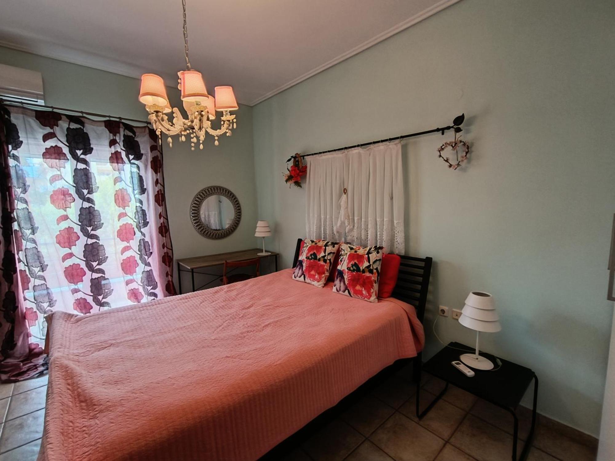 Corinth Spacious Apartment מראה חיצוני תמונה
